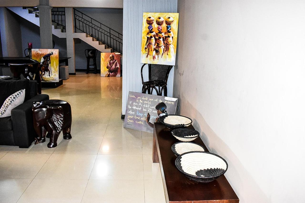 Dann Residence Ogbodjo Exterior photo